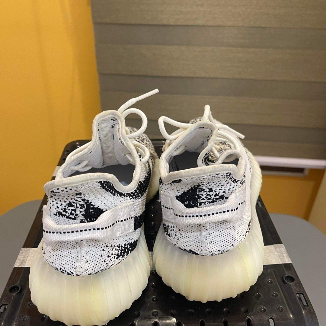 Yeezy 35 sales v2 zebra real