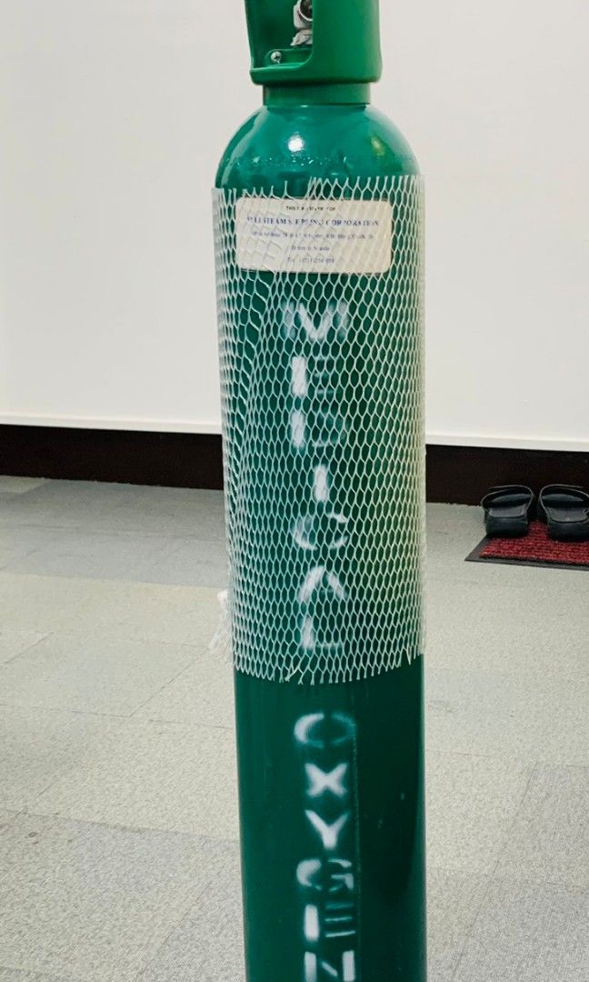 Oxygen tank set (Category: Medical Supplies & Tools) located in Manila. Submitted by cosmicdog.a83d4b (Listing ID 1259842894, Image 3). Description: oxygen tank oxygen regulator Oxygen canulla 20lbs may laman na po ito.
