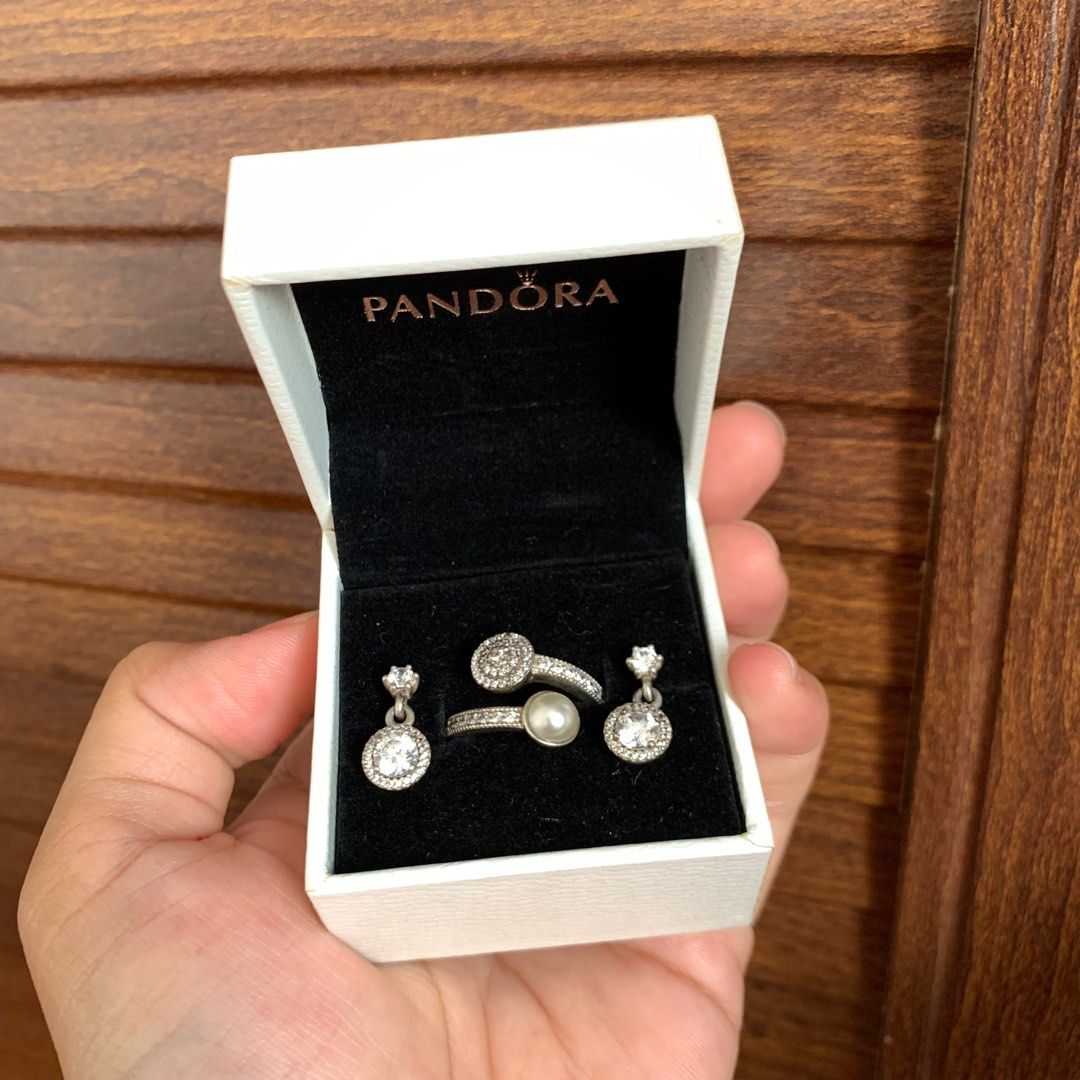Pandora luminous outlet glow ring