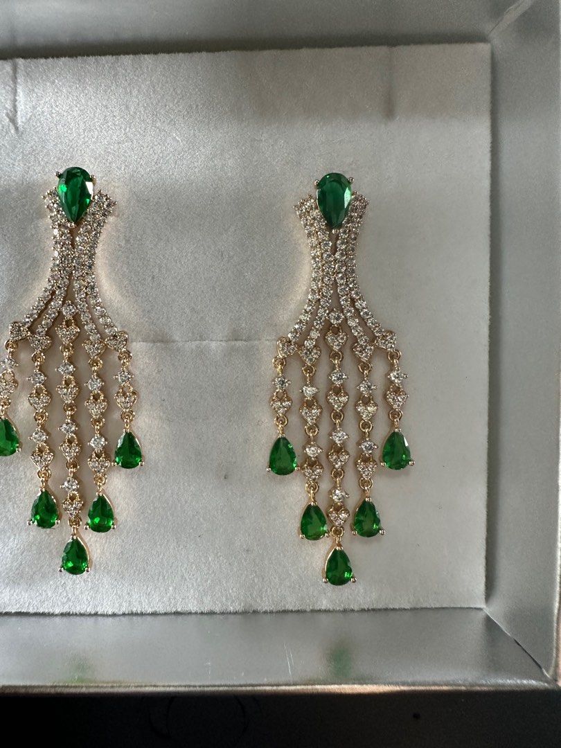 Party earrings (Category: Earrings) located in San Juan City. Submitted by vmdln (Listing ID 1259834186, Image 2). Description: Rosegold setting Hypoallergenic Lux quality .