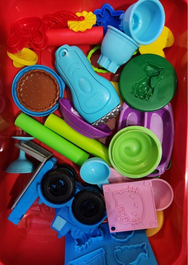 Playdoh crane, construction, cooking , vacuum , bbq - include many