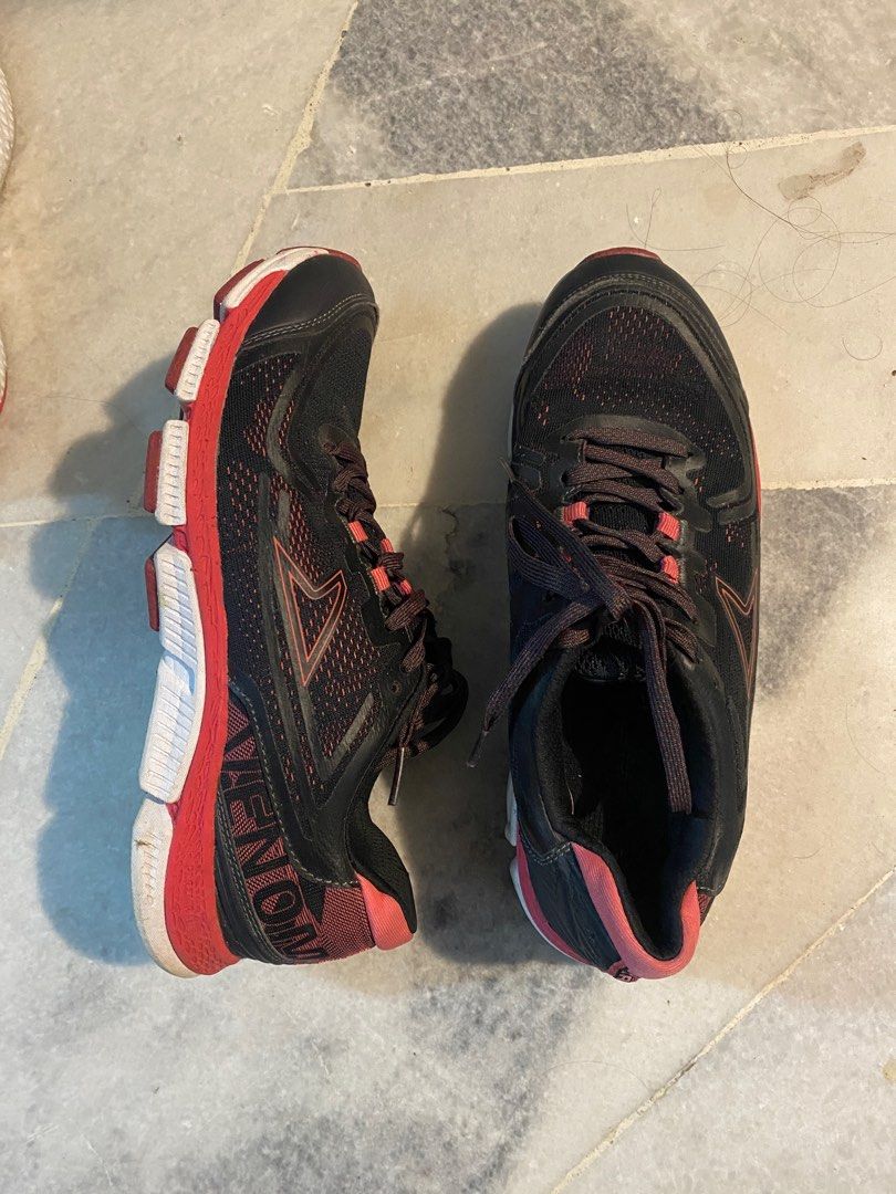 Power Running Shoes, Women's Fashion, Footwear, Sneakers on Carousell