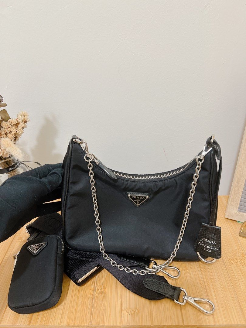 Prada hobo 3 in 1 re edition 2005 Carousell