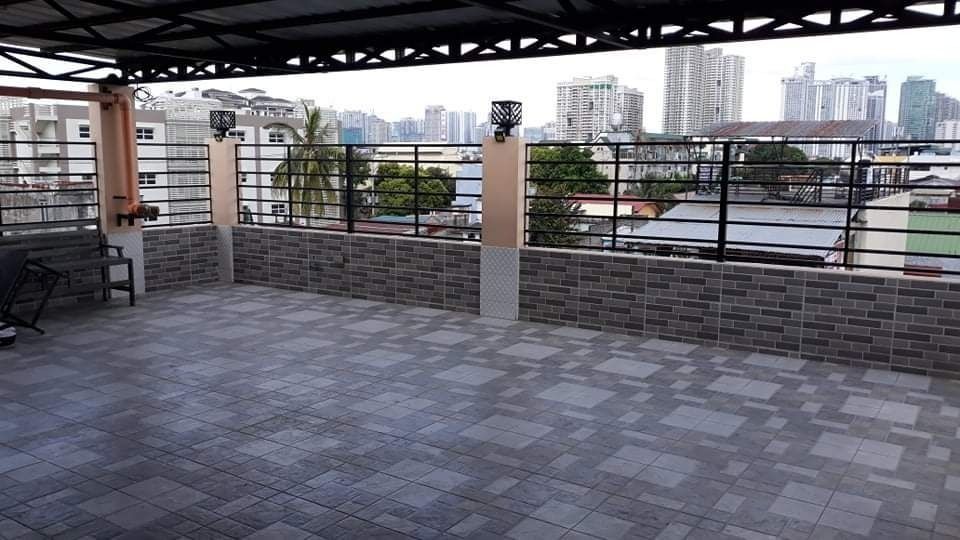 Residential Building for Sale in Barangay Olympia, Makati City