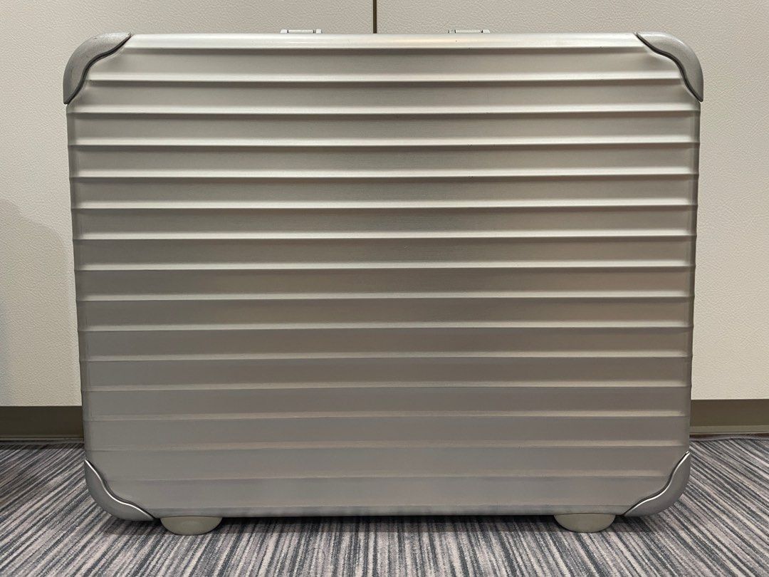 Rimowa sales topas attache
