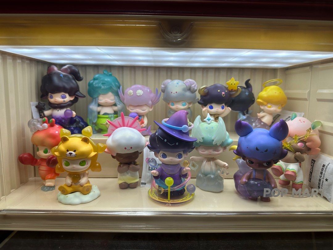 S> POPMART dimoo series ! Special deal !, Hobbies & Toys, Toys & Games ...