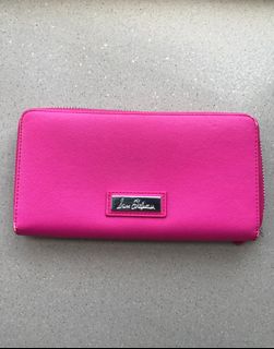 （分類：）位於 。 由 secondhand_goodie 提交（商品編號 1259825494，圖片 1）。簡介： 。