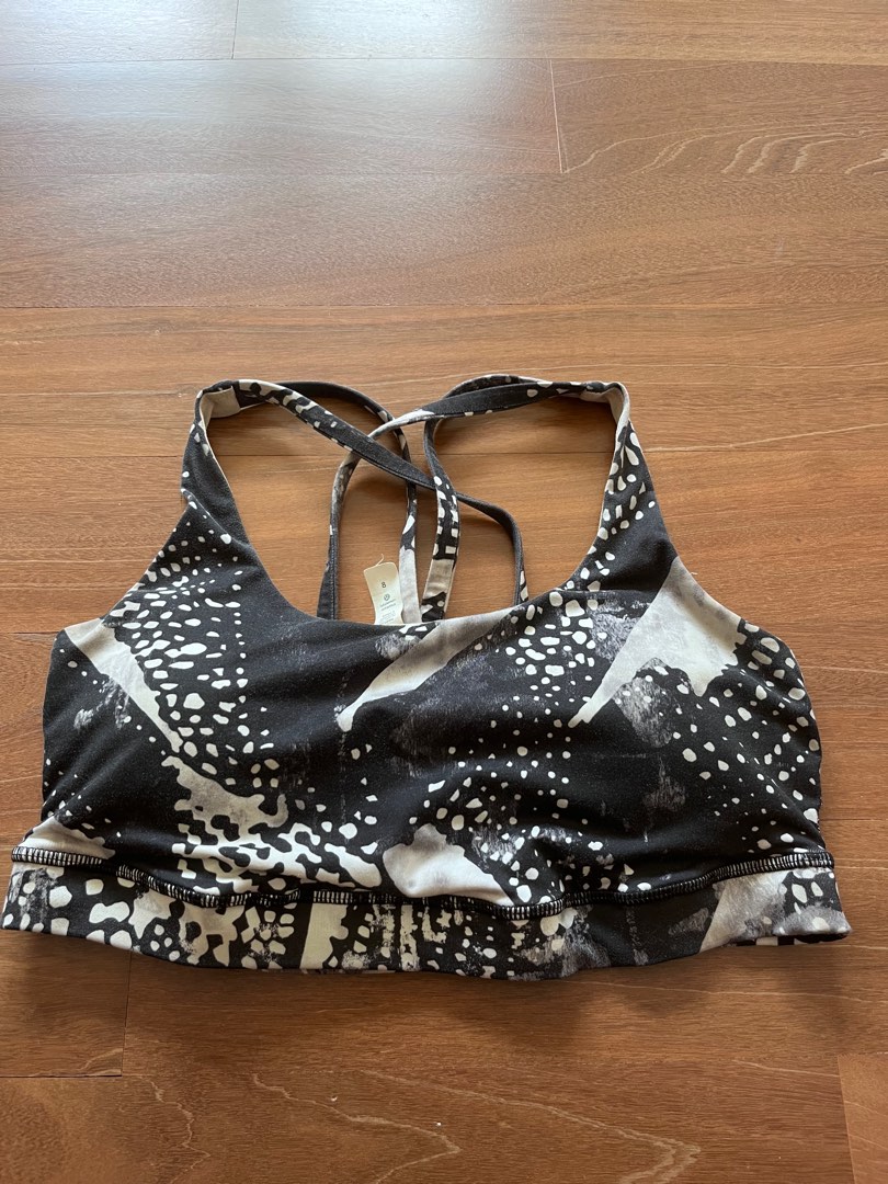 Size 10 Lululemon sport bra, Sports Equipment, Sports & Games, Water Sports  on Carousell