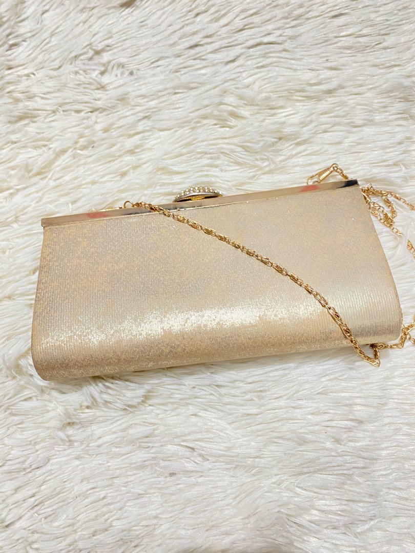 Sling bag with gold chain, Women's Fashion, Bags & Wallets, Crossbody