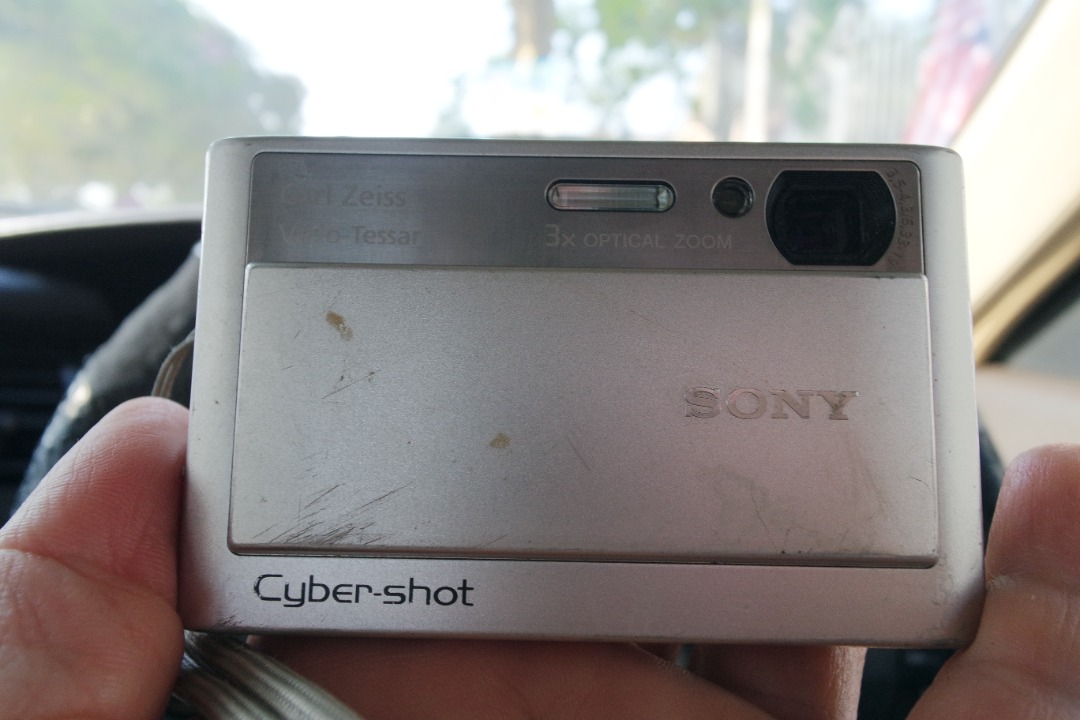 sony cybershot dsc t20, Photography, Cameras on Carousell