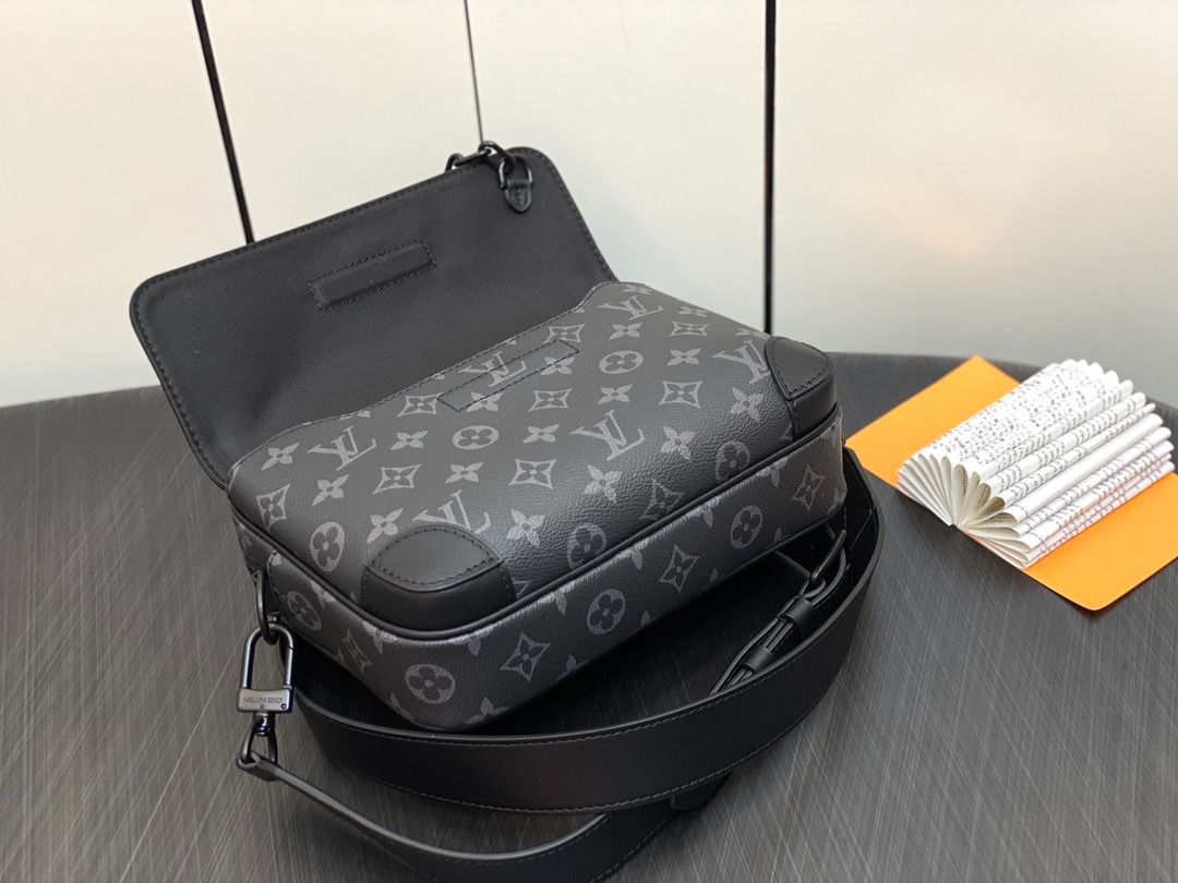 Louis Vuitton 2023 SS Steamer messenger (M45585)