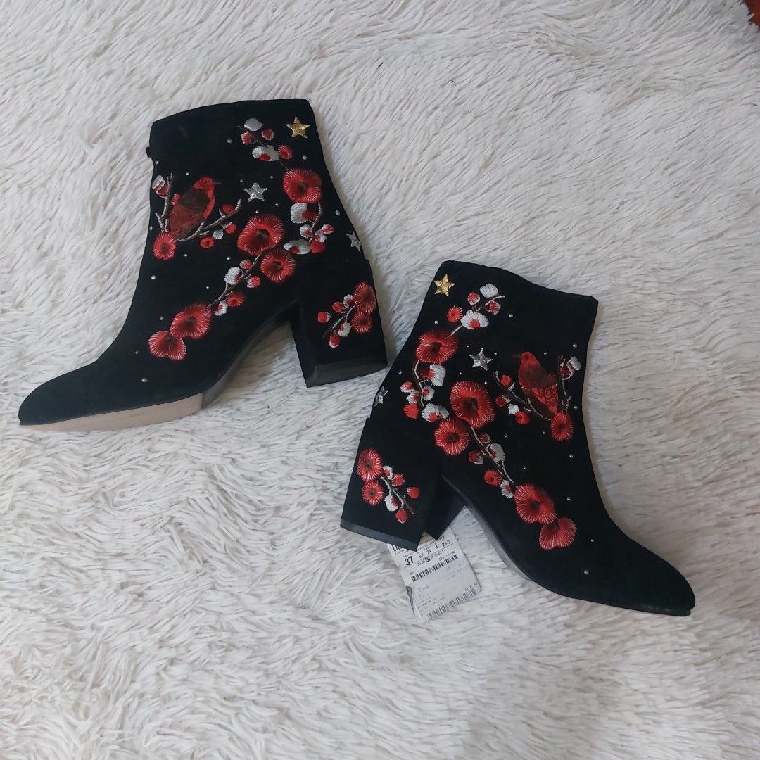 STRADIVARIUS BOOTS FLORAL