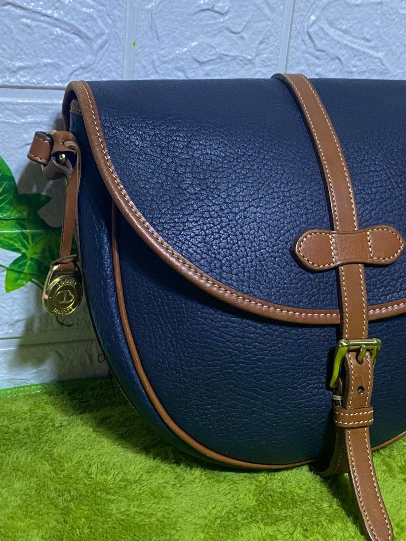 Dooney discount crossbody sale