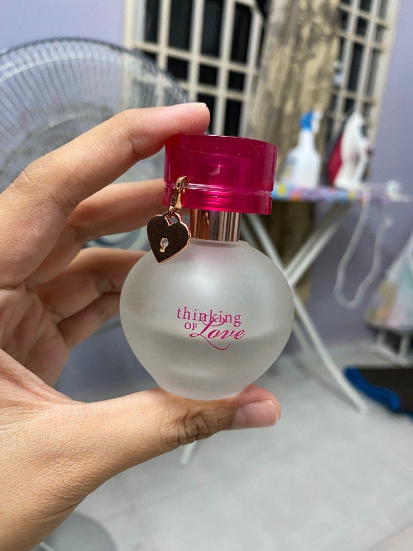 Thinking of love Perfume