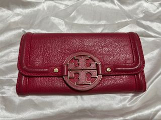 Tory Burch coin purse with card slot, Women's Fashion, Bags & Wallets,  Wallets & Card holders on Carousell