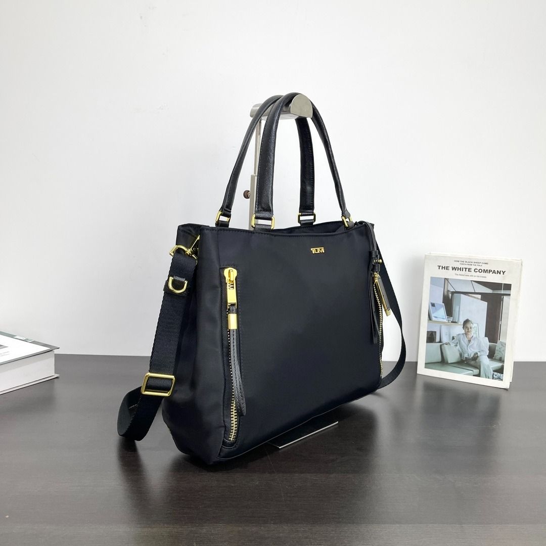 Tumi large tote online