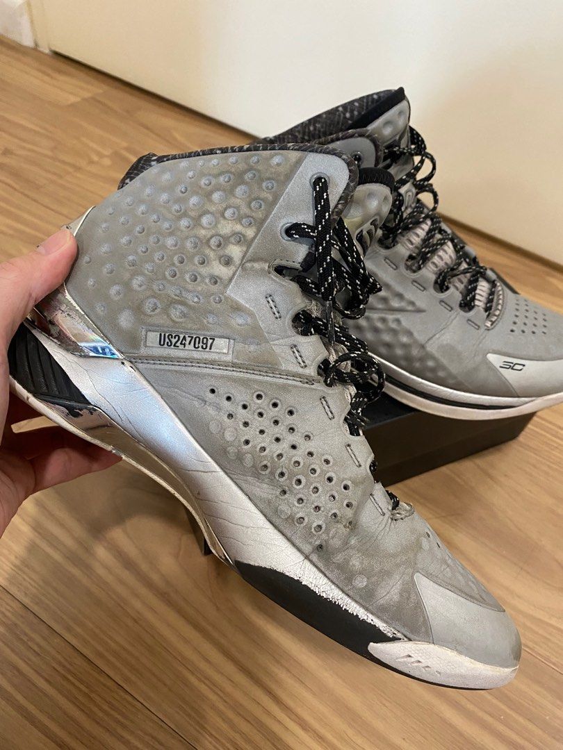 Under armour curry shop 1 grey