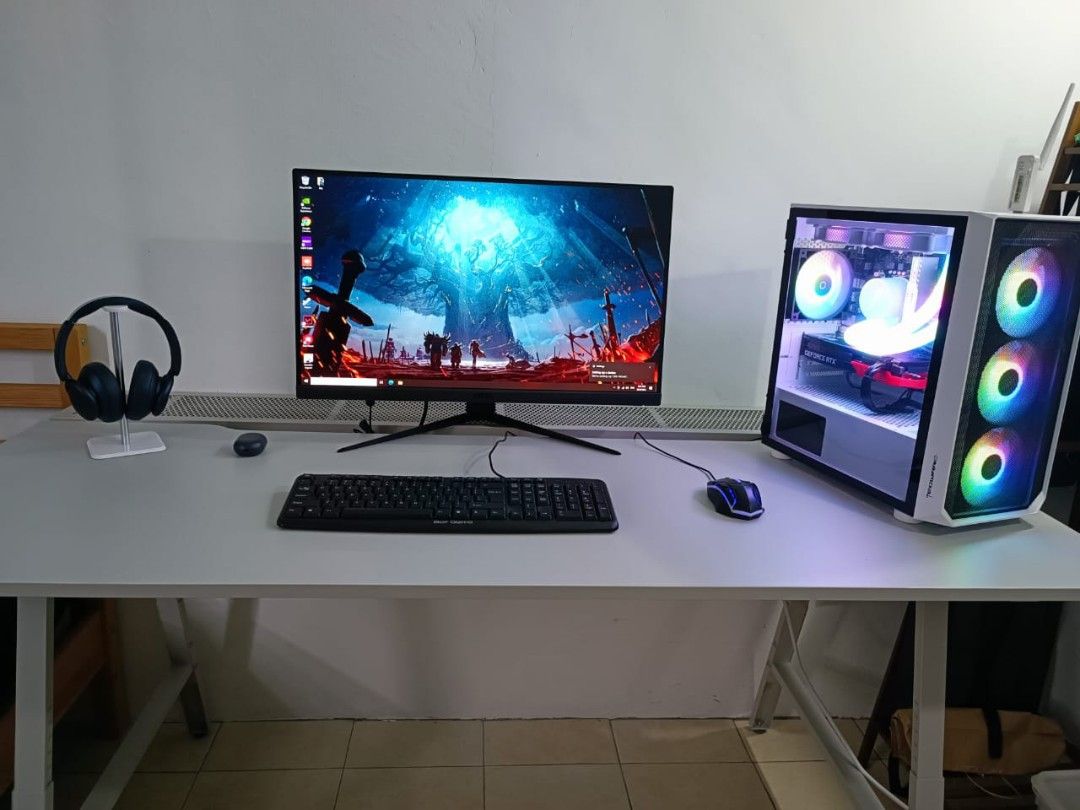 Utespelare Gaming Table IKEA, Furniture & Home Living, Furniture