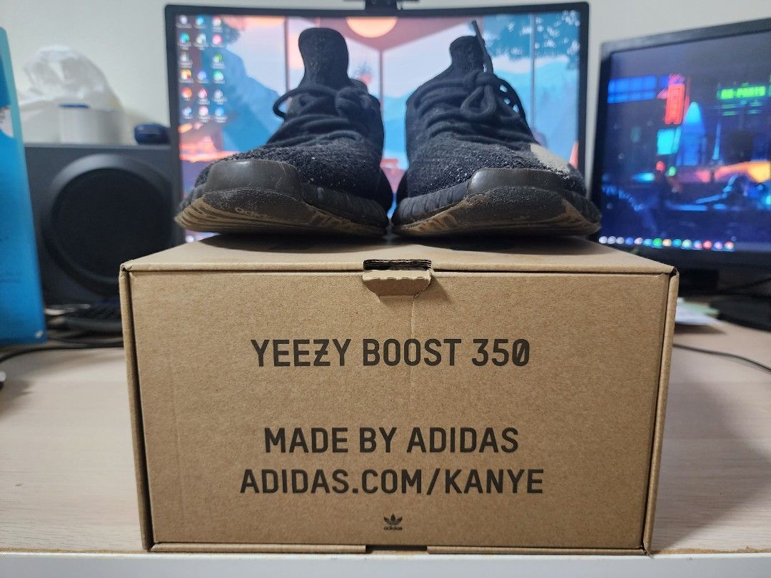 Adidas yeezy hotsell boost oreo v2