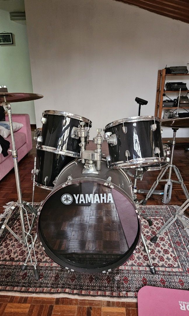 Yamaha Gigmaker Drum Set, Hobbies & Toys, Music & Media, Musical
