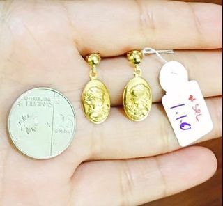 18k Saudi Gold Cameo Earrings