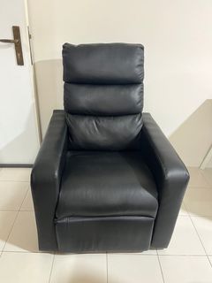 (Category: ) located in . Submitted by shopdroppin (Listing ID 1260092881, Image 1). Description: .