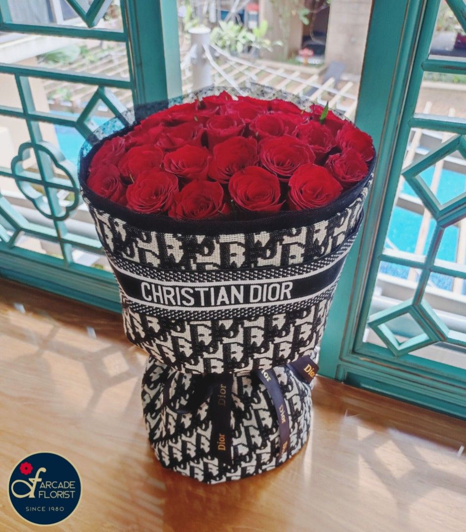💞20 Stalks Fresh-Cut Roses🌹with a DIOR design fabric wrapper +  Christian Dior logo wrap-around (Fresh Flower Bouquet) | Rose Flower |  Flower
