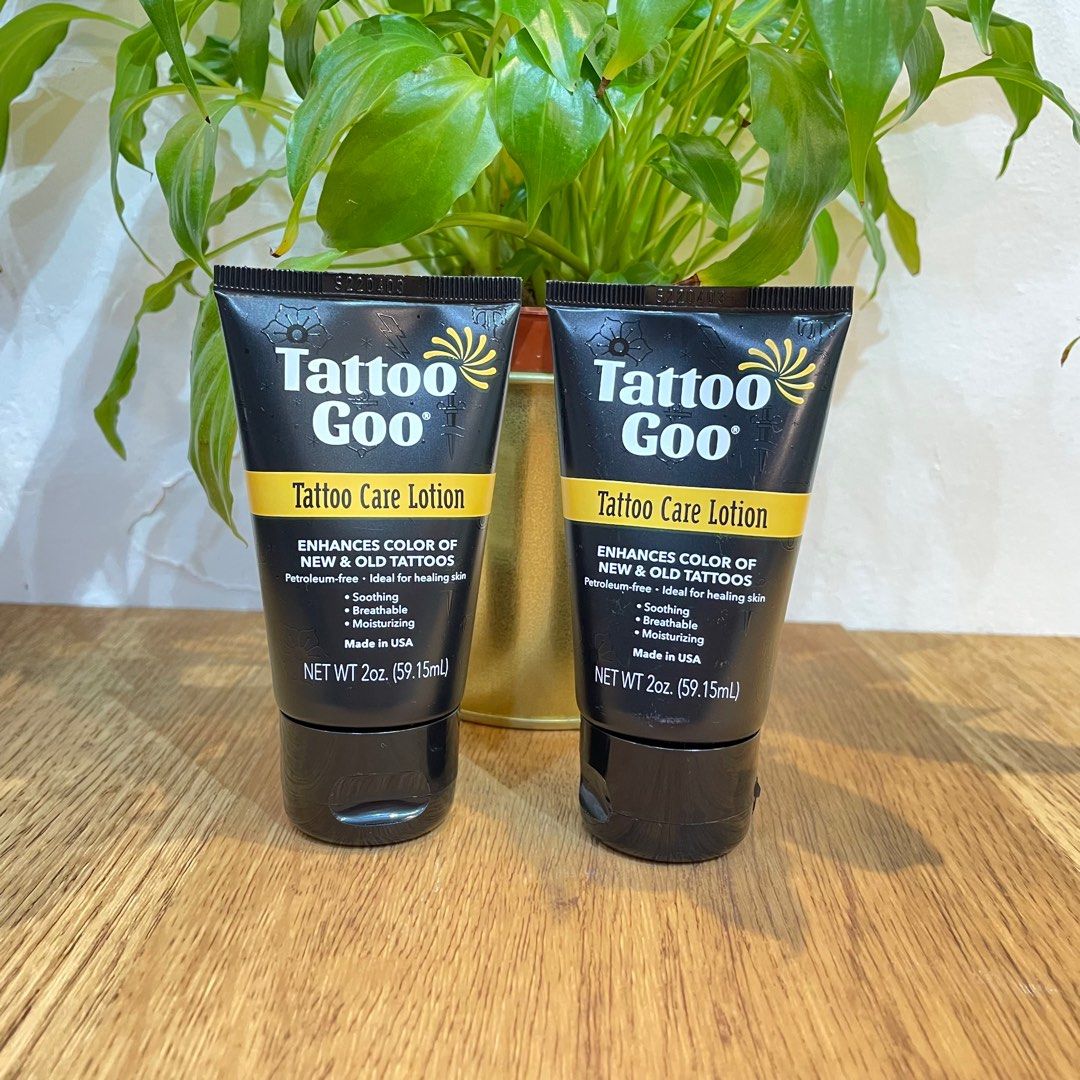 Malibu Tan Hemp Tattoo Enhancing Body Moisturizer, 18 fl oz, for All Dry  Skin - Walmart.com