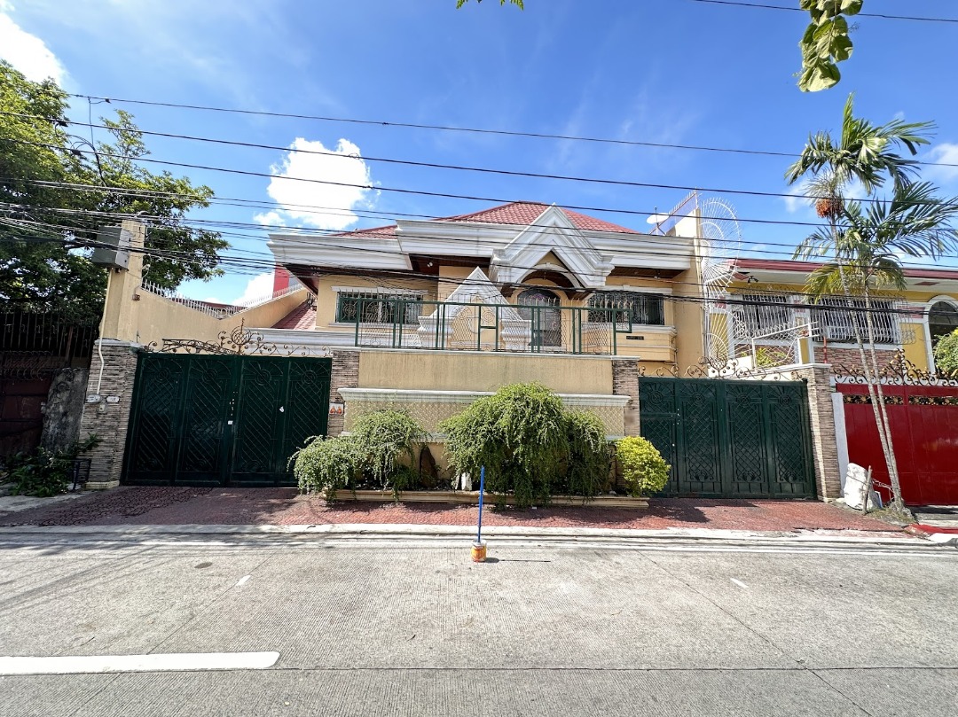 3 Storey SingleDetached Bare House and Lot in Sacred Heart, Quezon