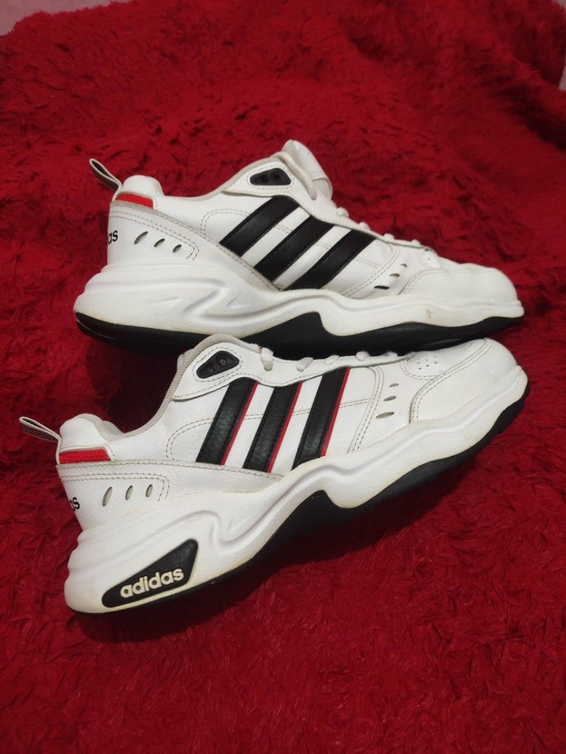 Adidas Strutter, Fesyen Pria, Sepatu Sneakers di Carousell