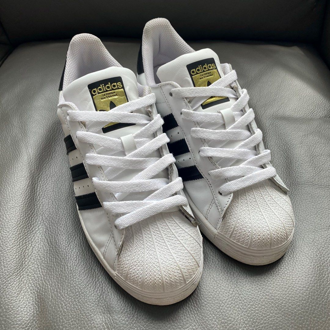 Adidas women's superstar top casual sneakers size 7