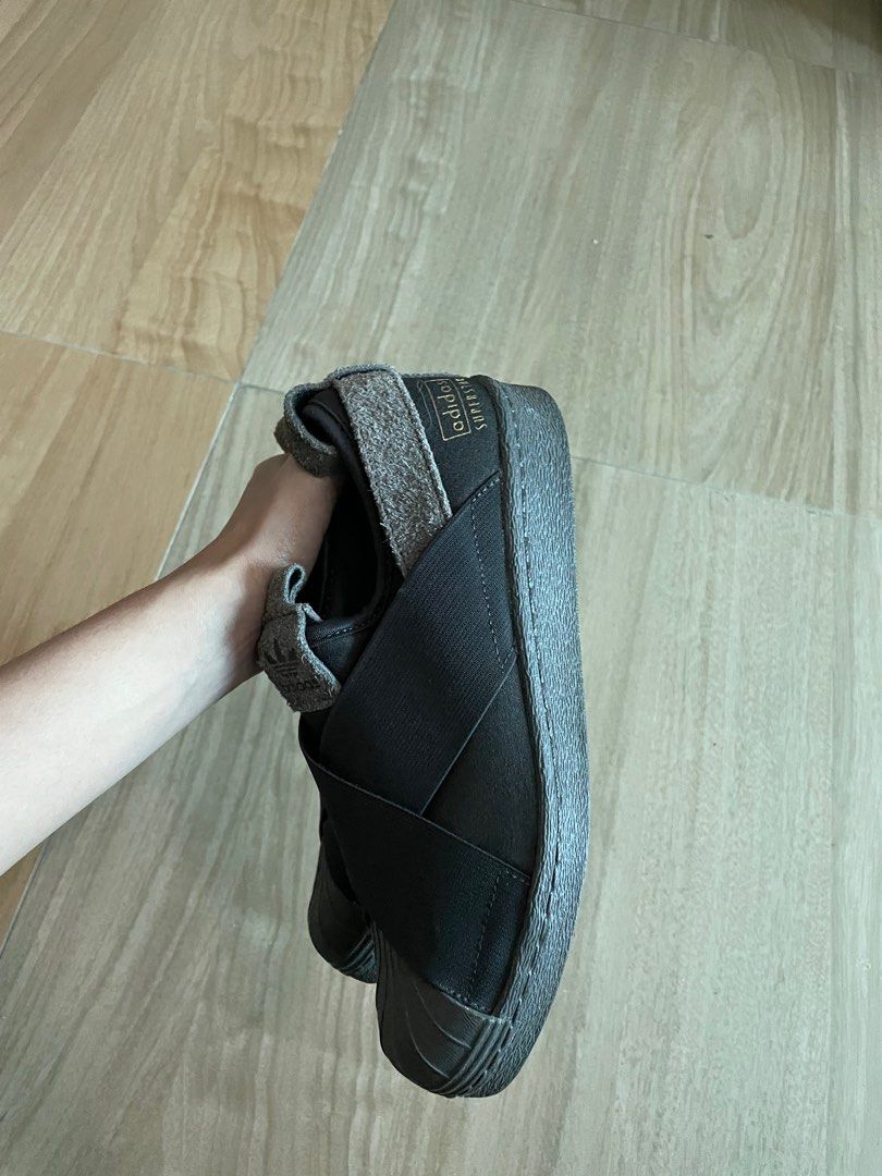 Adidas superstar store slip on green