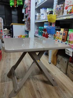 Aesthetic Foldable Table
