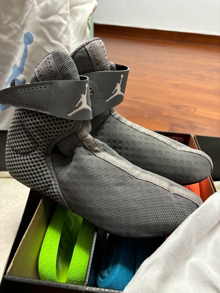 Aj 28 low on sale