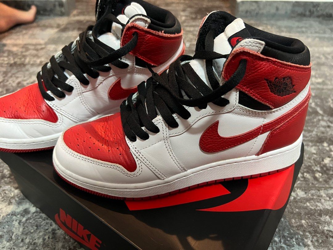 Chicago jordans 1 top