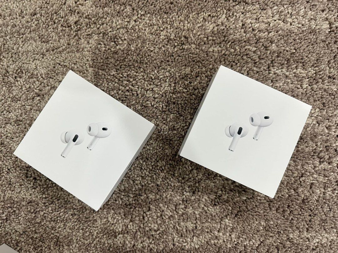 Airpods 2 and Airpods Pro 2 (Category: Headphones & Headsets) located in Quezon City. Submitted by theyellowshop (Listing ID 1260064621, Image 2). Description: Airpods 2 - 8,000 Airpods Pro 2 (lightning) - 12,500 Airpods pro 2 (Type -C) - 13,000 NOTE: All units are:👈👈 - ✅100% original authentic (legit) - ✅100% brand new Factory sealed - ✅standard factory package - ✅1 year service warranty We do same day delivery via COD with minimal fee (own ri