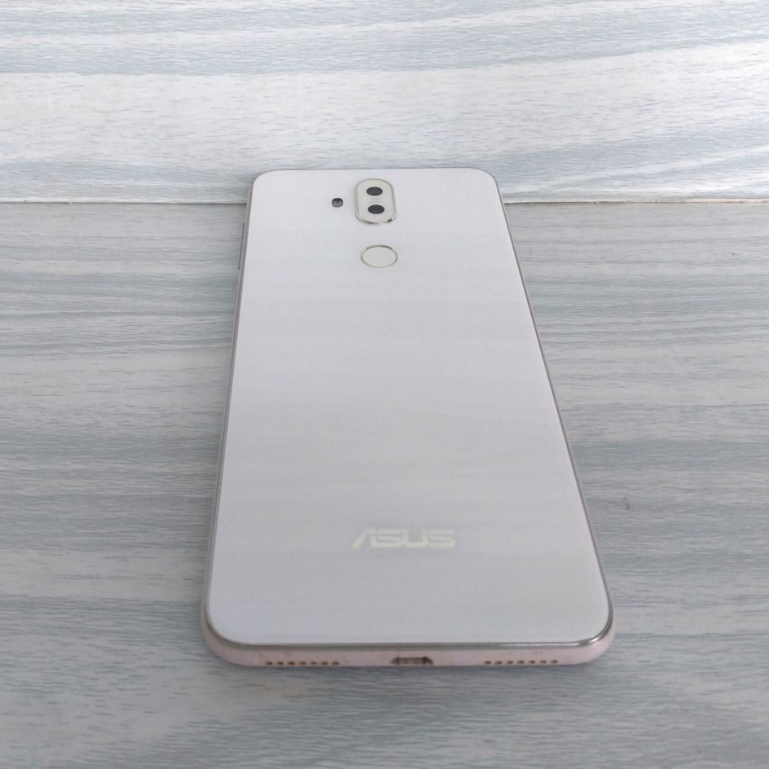 現貨)ASUS ZenFone 5Q ZC600KL 6吋4G/64G 白色臉部解鎖雙卡雙待(二手機