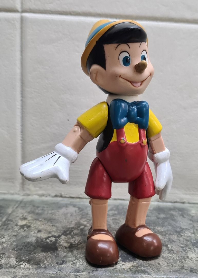 Authentic Disney's PINOCCHIO Collectible Figure, Hobbies & Toys, Toys ...