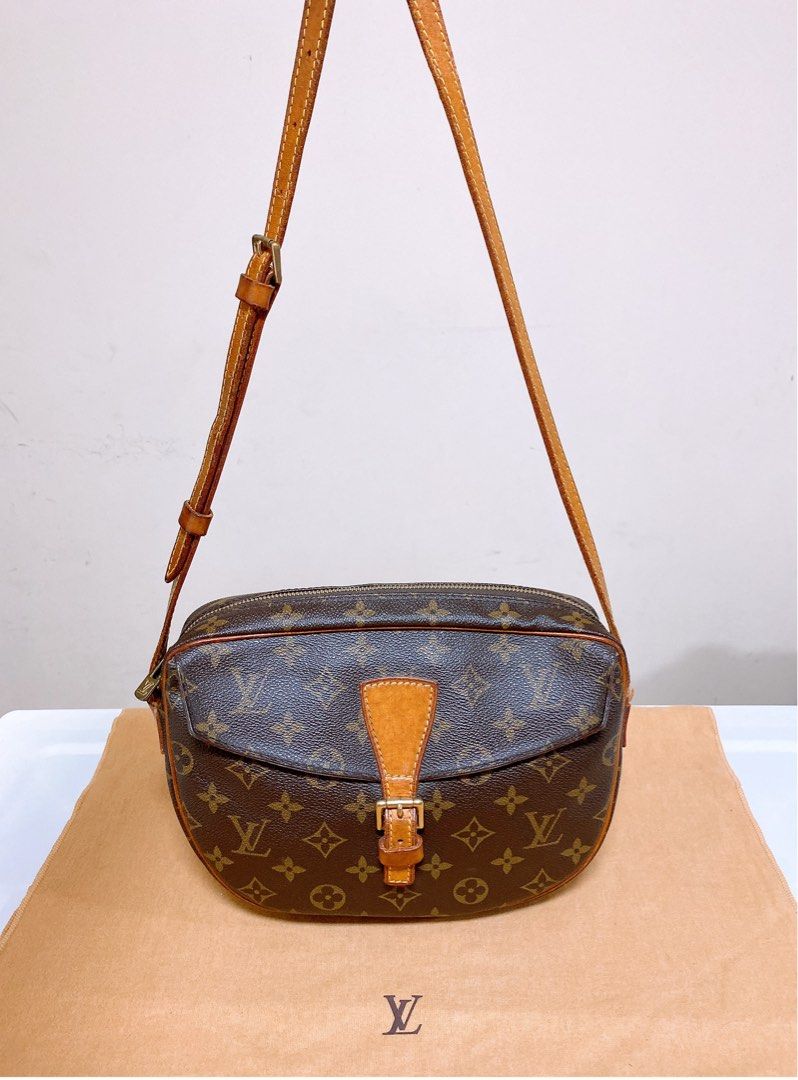 Louis Vuitton Jeune Fille PM : Review and what fits 