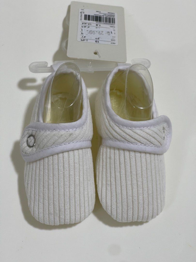 Baby best sale nike slofjes