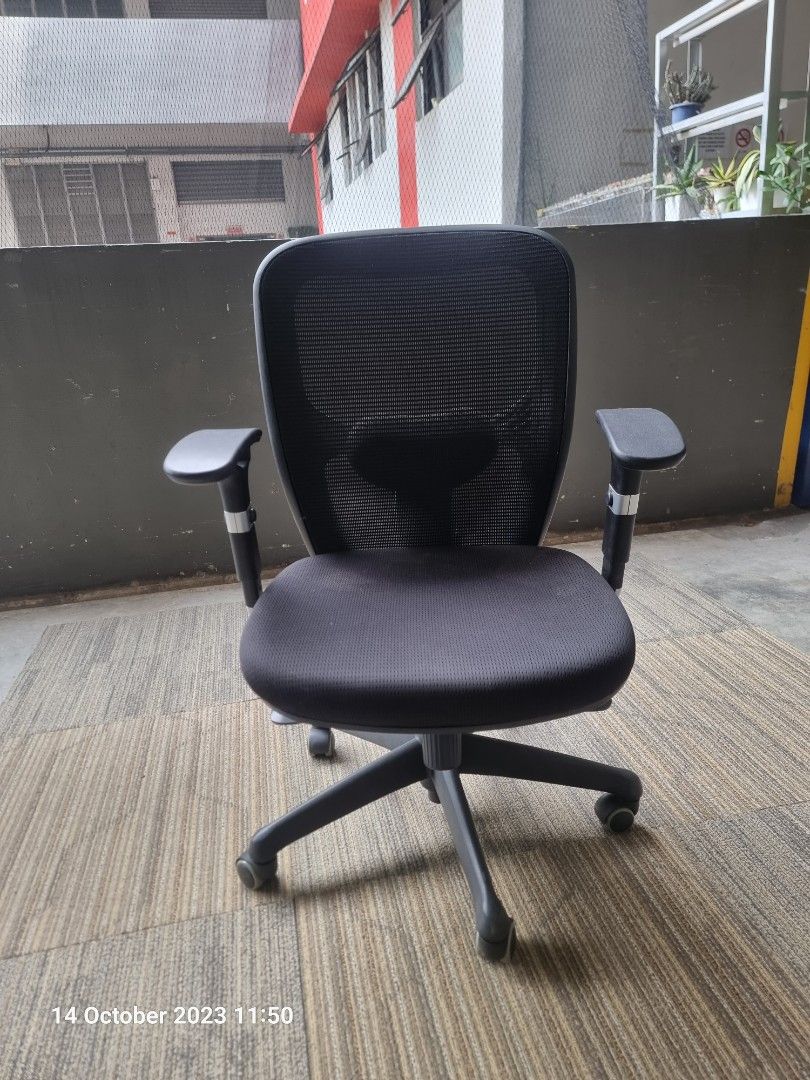 Benel Q mesh chair Furniture Home Living Furniture Chairs on