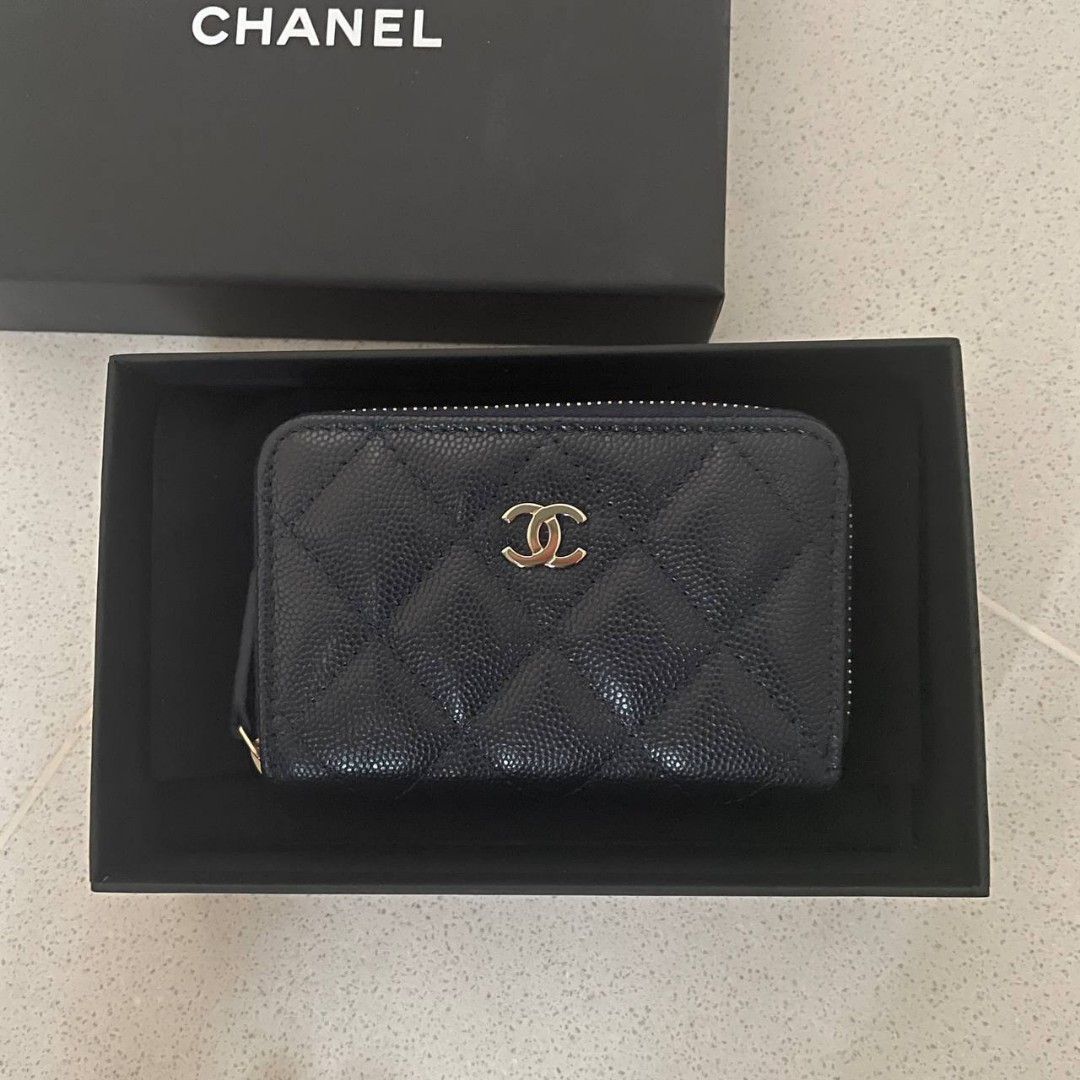 Shop CHANEL 2022-23FW Classic Zipped Coin Purse (AP0216 Y33352 NK344) by  lufine