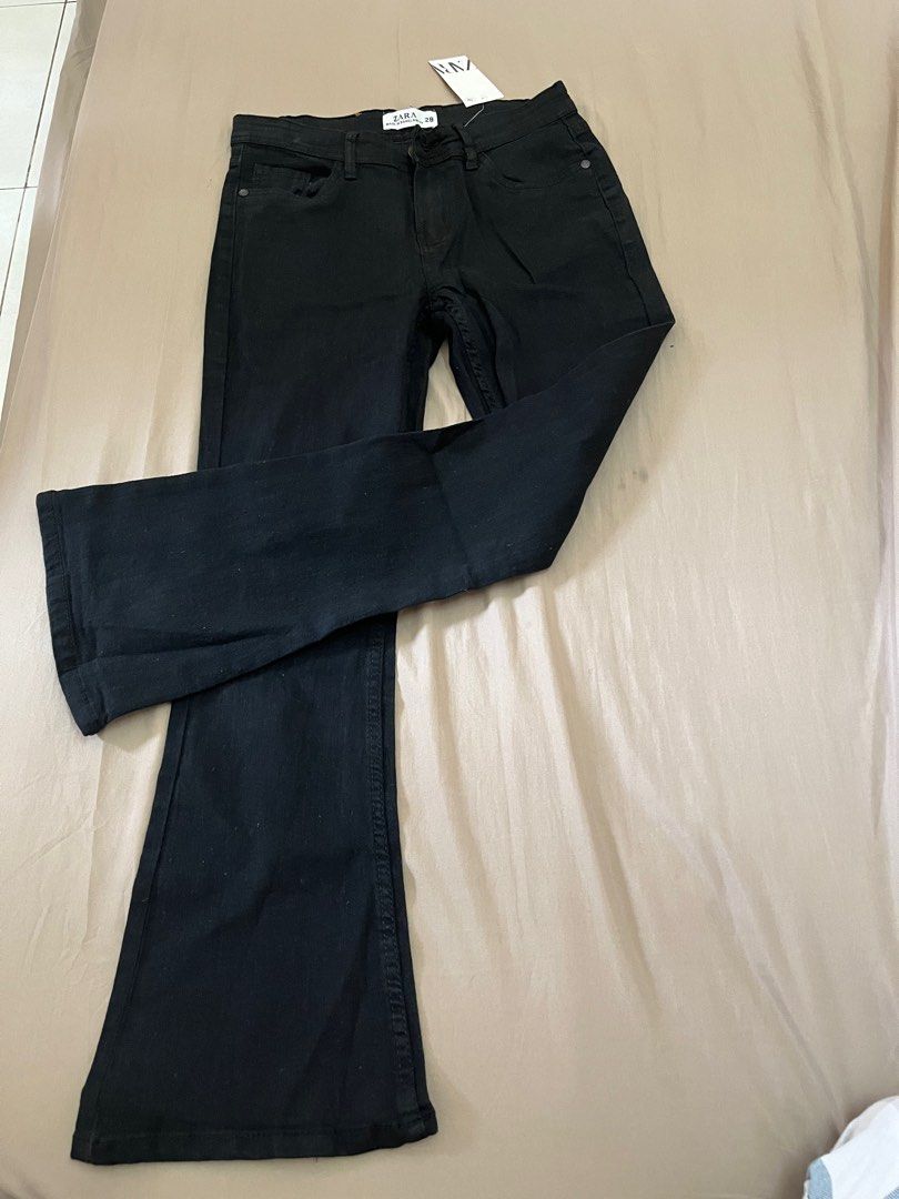 💘 Topshop Petite Holding-power Joni Jeans in Black, Women's Fashion,  Bottoms, Jeans & Leggings on Carousell