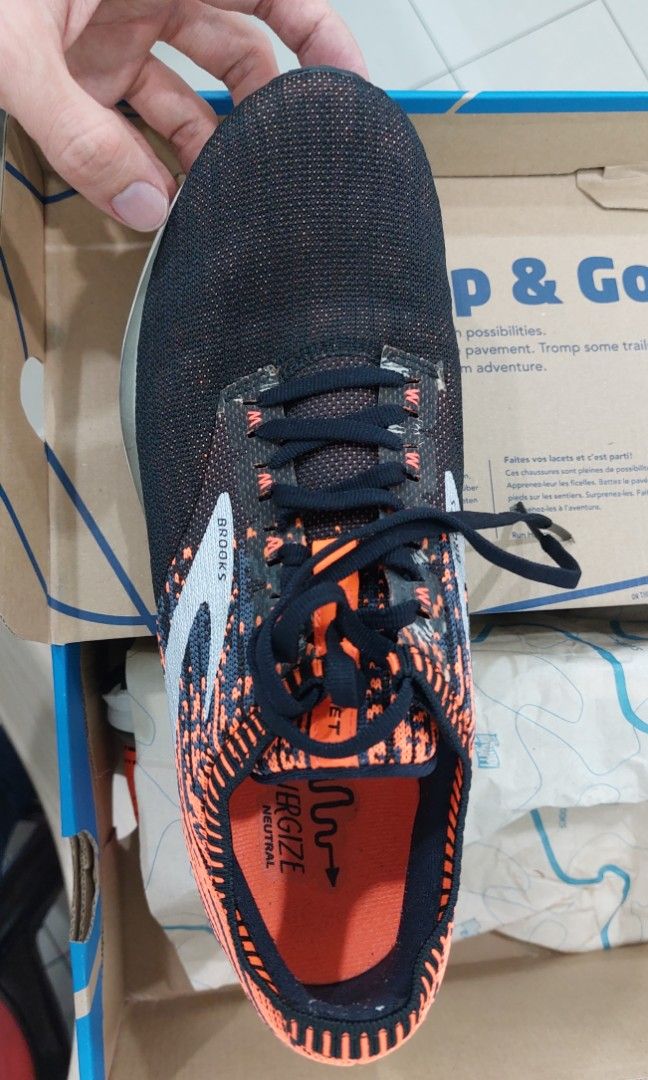 Brooks on sale ricochet m