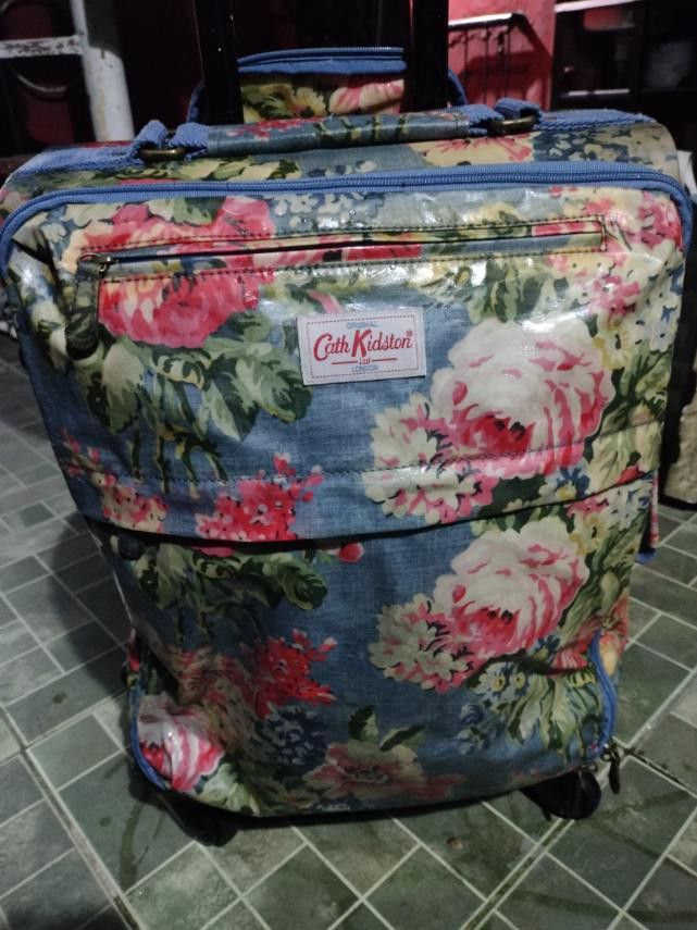 Cath kidston cabin best sale case
