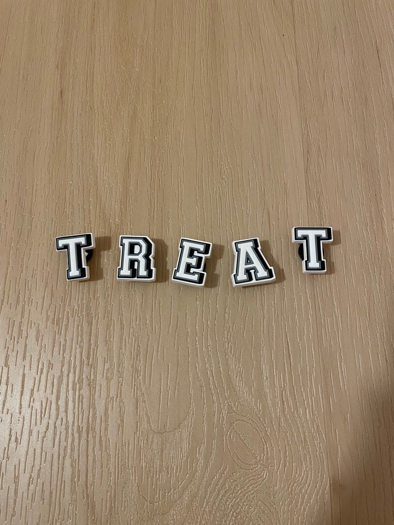 Crocs Alphabet Jibbitz, Women's Fashion, Footwear, Shoe inserts on