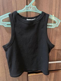Cropped top