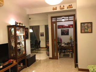 (Category: ) located in . Submitted by shengli890 (Listing ID 1259994275, Image 1). Description: .