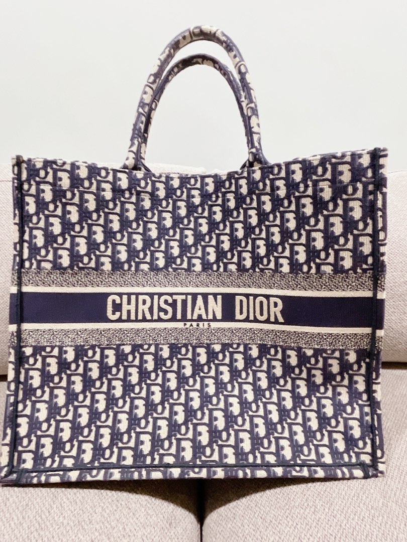 Dior Tote Bag, Women's Fashion, Bags & Wallets, Tote Bags on Carousell