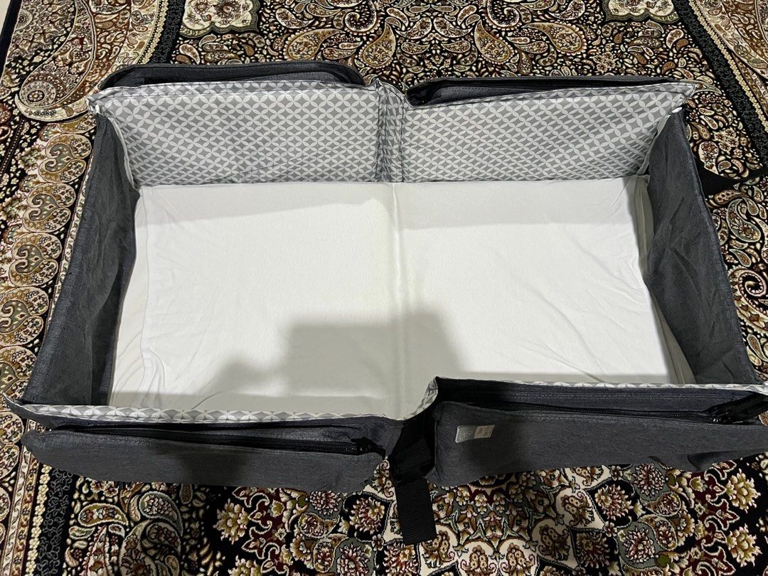 Doomoo Baby Travel 2in1 Nursery Bag & Carry cot, Babies & Kids, Baby